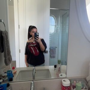 Meet your Posher, Victoria